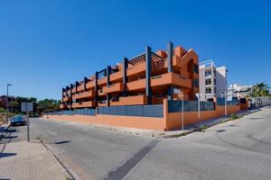 Apartamento en venta en Orihuela Costa, Villamartín-Las Filipinas photo 0