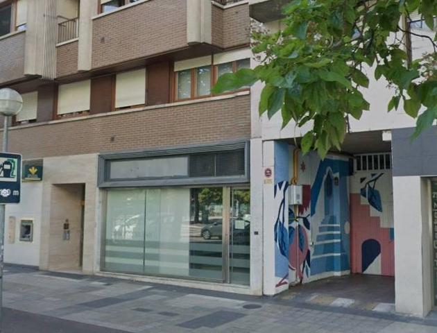 Local comercial en venta en Vitoria-Gasteiz, Centro photo 0