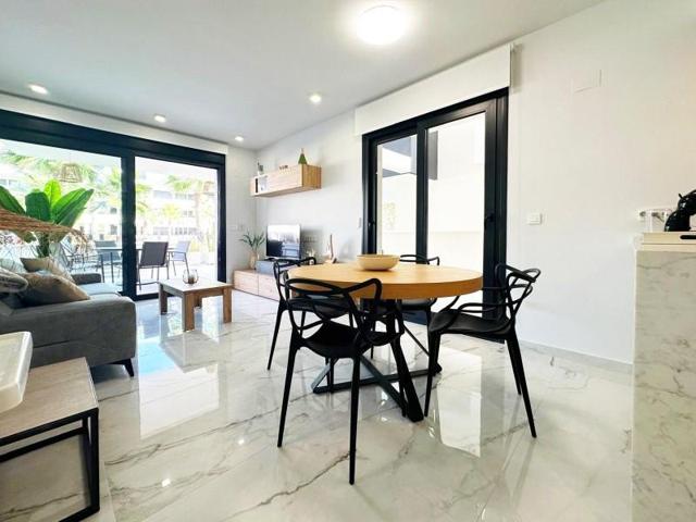 Apartamento en venta en Orihuela Costa, La Florida photo 0