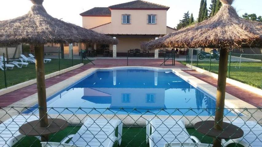Chalet en venta en Chiclana de la Frontera, Pinar de los Franceses - Marquesado photo 0