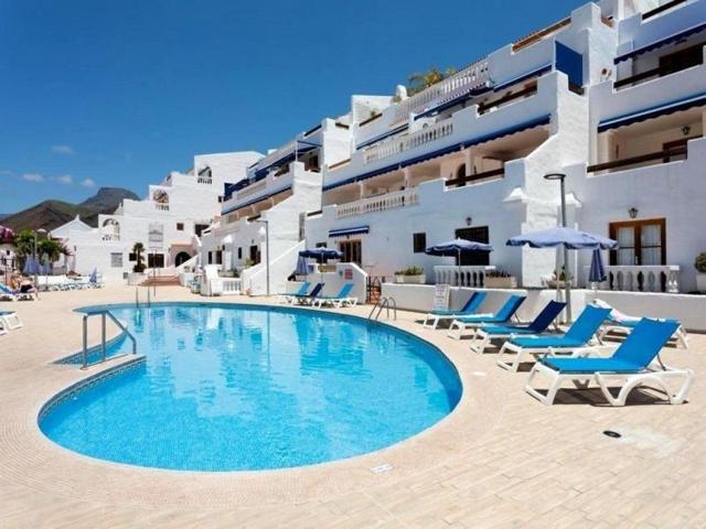 Apartamento en venta en Arona, Los Cristianos photo 0