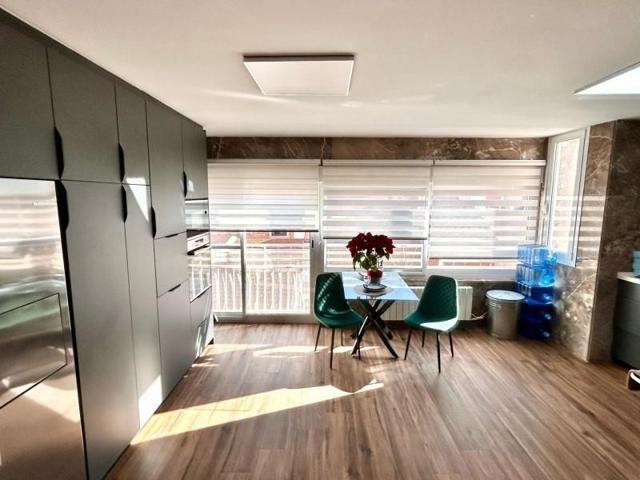 Piso en venta en Alicante, Centro photo 0