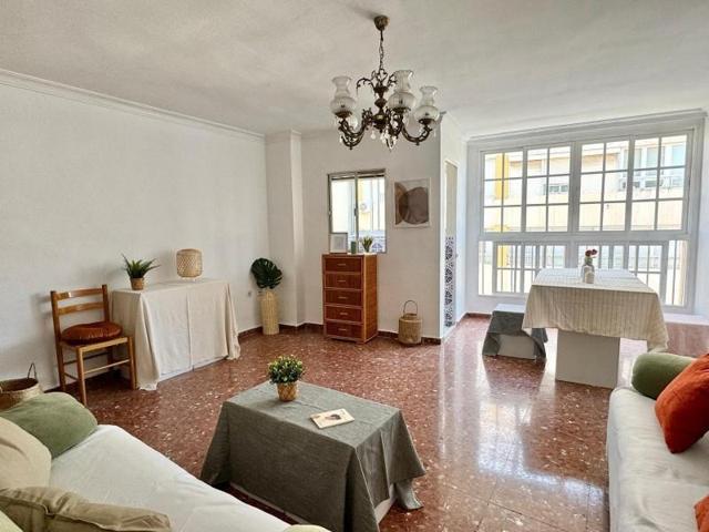 Piso en venta en Málaga, La Victoria photo 0