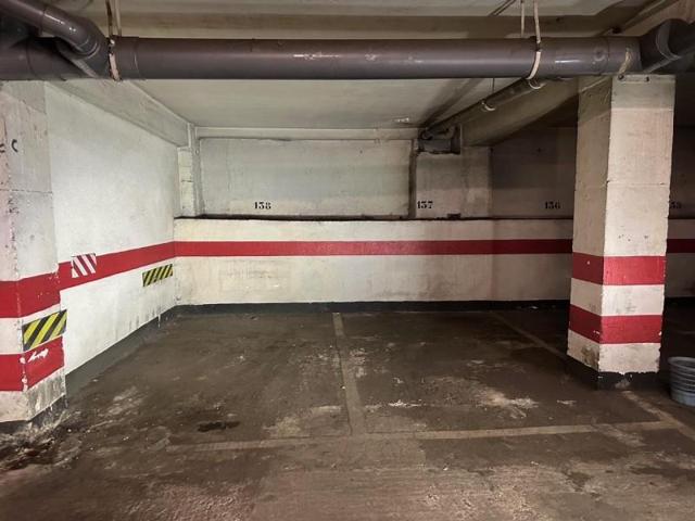 Parking en alquiler en Madrid, Calle de Embajadores, 28045 photo 0