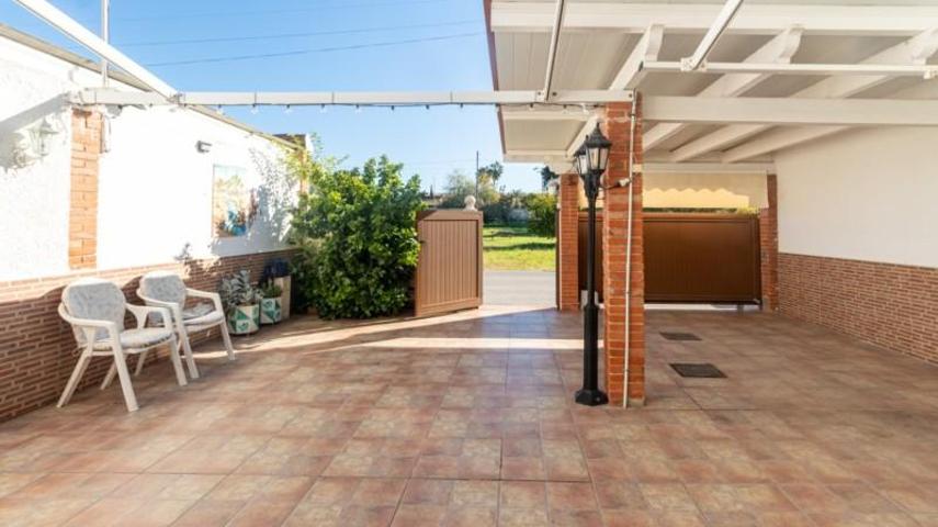 Bungalow en alquiler en Denia, LM HASTA KM.3 photo 0