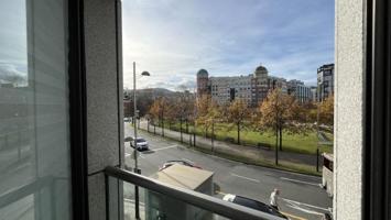 Piso en alquiler en Bilbao, Abando photo 0