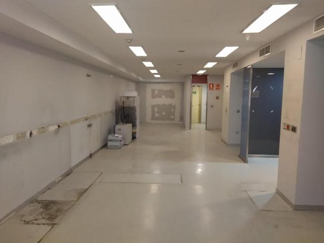 Local comercial en alquiler en Córdoba, Centro photo 0