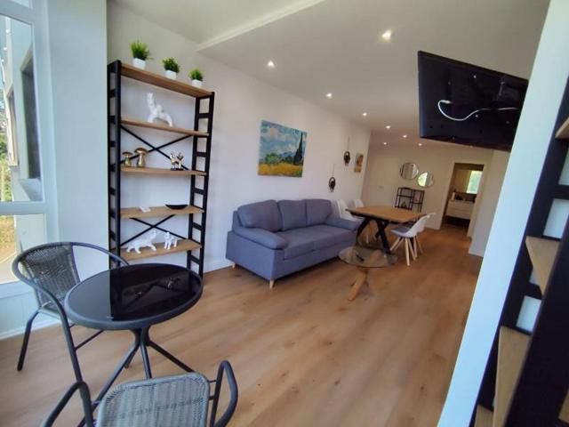 Piso en alquiler en Sanxenxo, Salnés photo 0