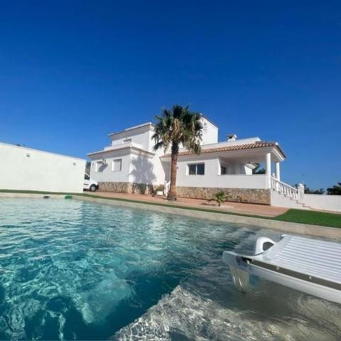 Chalet en alquiler en Mutxamel, L'Alacantí photo 0