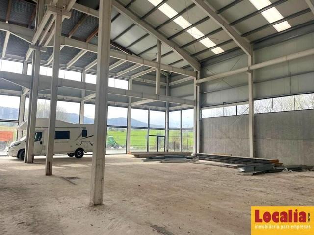 Nave industrial en alquiler en Gajano photo 0