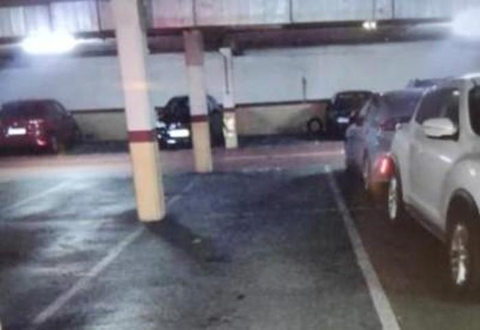 Garaje en venta en Oviedo, Oviedo photo 0