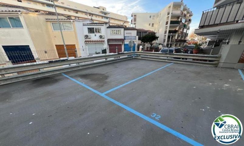 Parking en venta en Empuriabrava, Playa empuriabrava photo 0