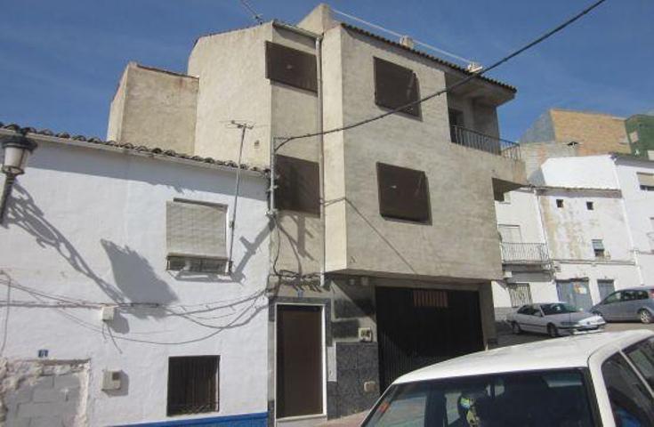 Chalet en venta en Huelma, Andalucia photo 0