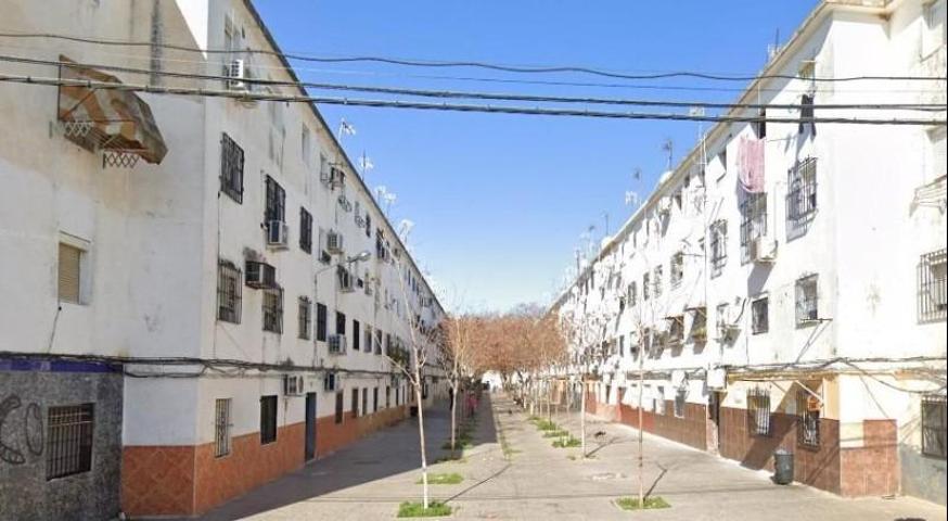 Piso en venta en Sevilla, Torreblanca photo 0