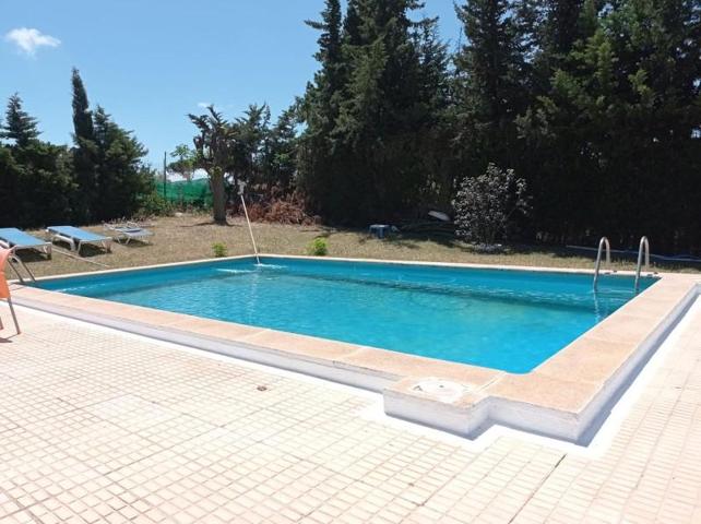 Chalet en venta en Chiclana de la Frontera, Pinar de los franceses photo 0