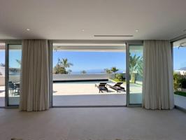 Chalet en venta en Guía de Isora photo 0