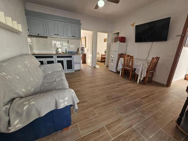 Apartamento en venta en Torrevieja photo 0