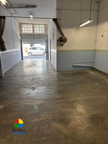 Local comercial en alquiler en Cerdanyola del Vallès, Centre-Cordelles photo 0