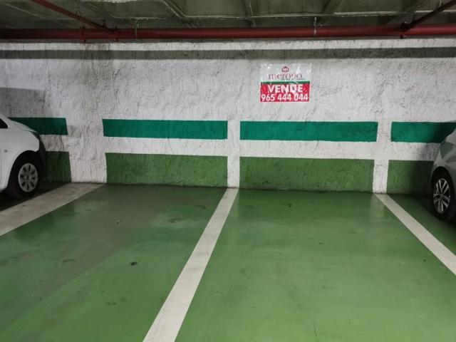 Garaje en venta en Elche, Corazon de Jesus photo 0