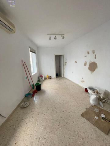 Local comercial en venta en Arcos de la Frontera, Las canteras photo 0