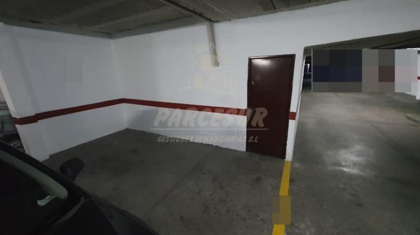 Garaje en venta en Córdoba, Zoco photo 0