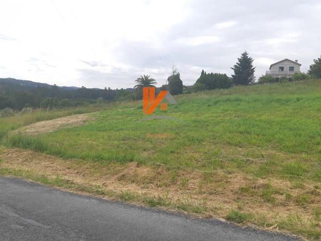 Parcela en venta en Vedra photo 0