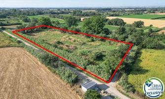 Terreno en venta en Peralada photo 0