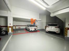 Garaje en venta en Santiago de Compostela photo 0