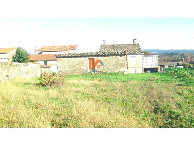 Terreno en venta en Brion photo 0