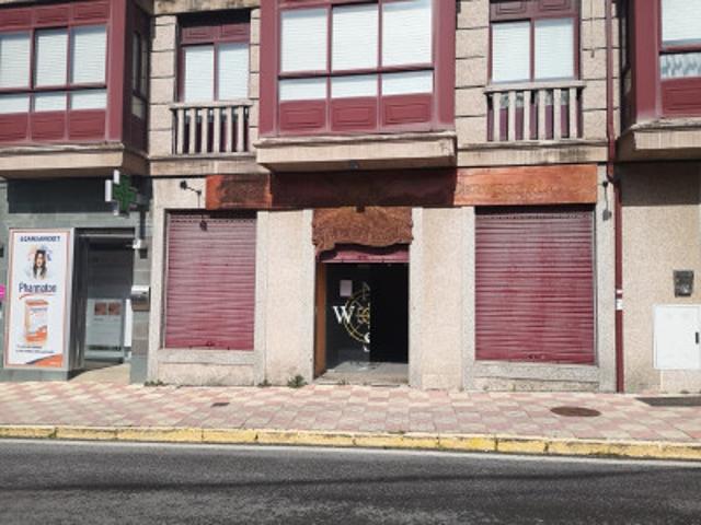 Local comercial en venta en Mugardos photo 0