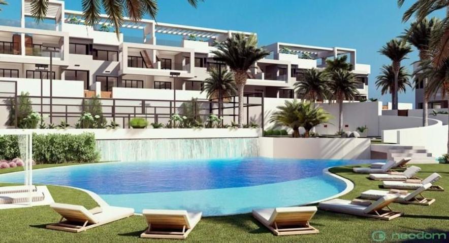 Chalet en venta en Torrevieja, Torrevieja photo 0