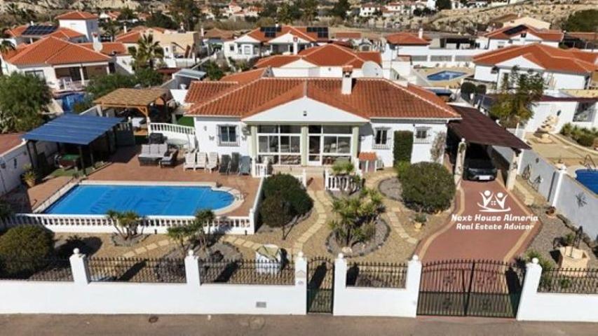 Chalet en venta en Arboleas, Los Garcías photo 0