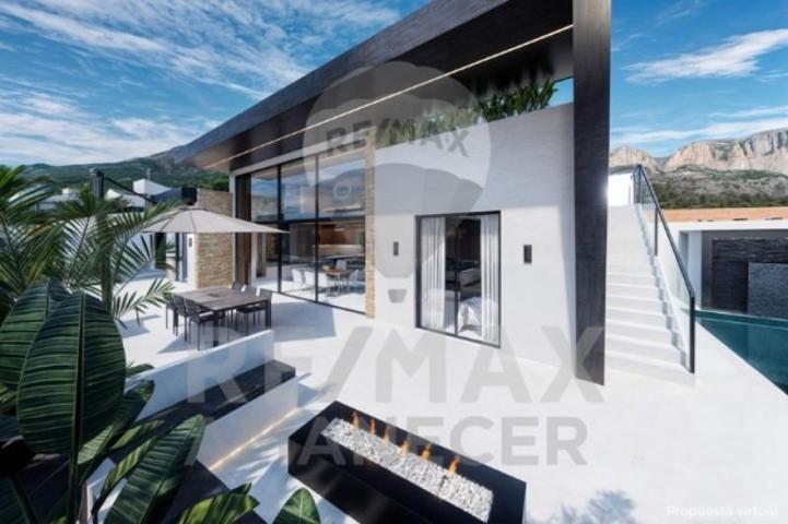 Casa en venta en Polop, Polop photo 0