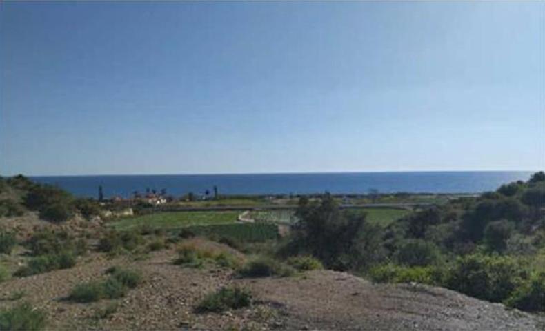 Terreno en venta en Vélez-Málaga, Benajarafe photo 0