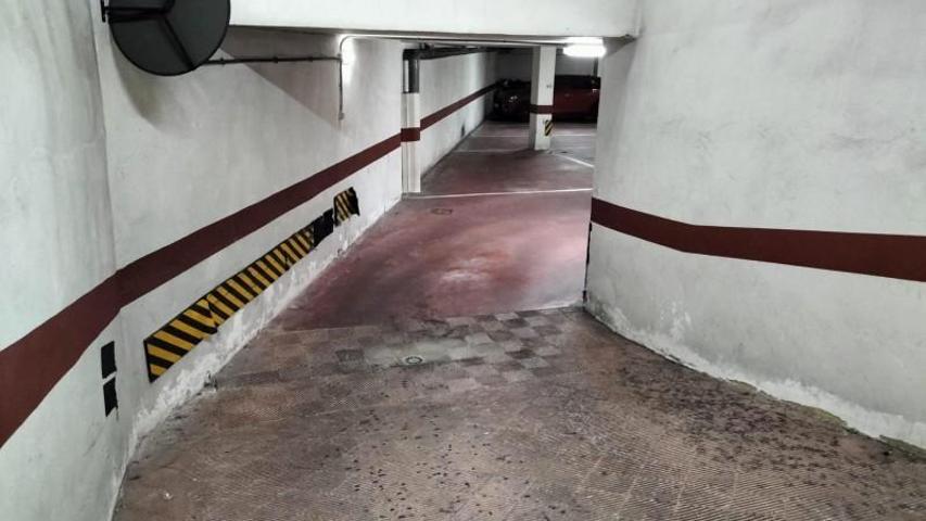 Garaje en alquiler en Palencia, Avd. santander photo 0