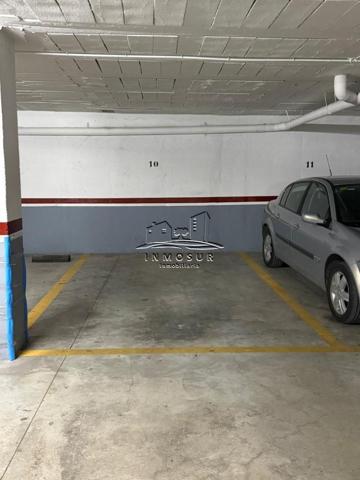 Garaje en alquiler en Lucena, Lucena photo 0