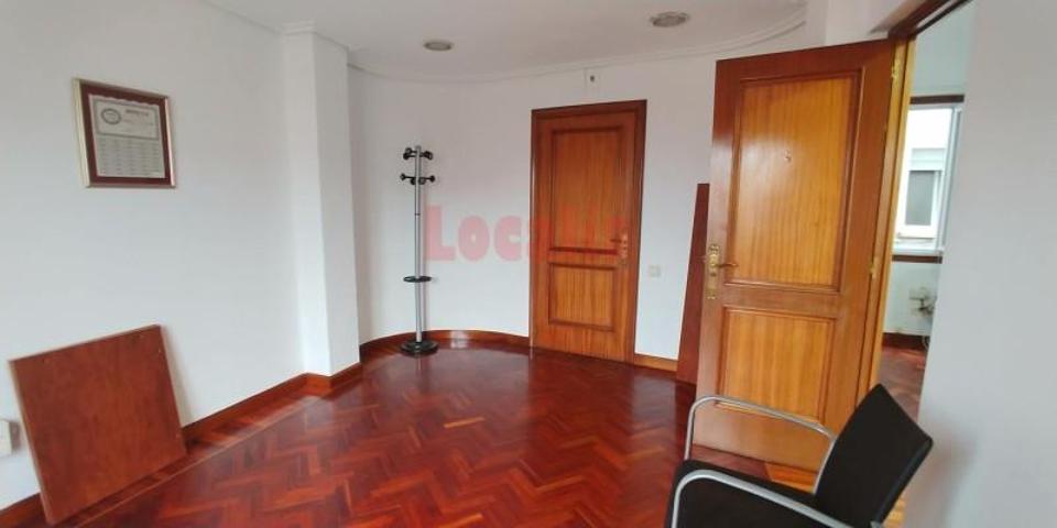 Oficina en alquiler en Santander, Calle Lealtad, 39002 photo 0