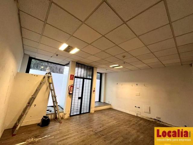 Local comercial en alquiler en Torrelavega photo 0