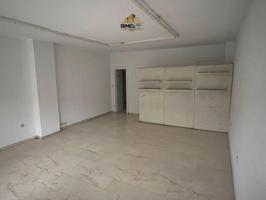 Local comercial en alquiler en Jaén, Centro - Coca de la Pinera photo 0