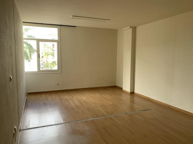 Oficina en alquiler en Algeciras, CENTRO photo 0