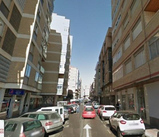 Local comercial en alquiler en Palencia, Barrio de Maria Cristina photo 0