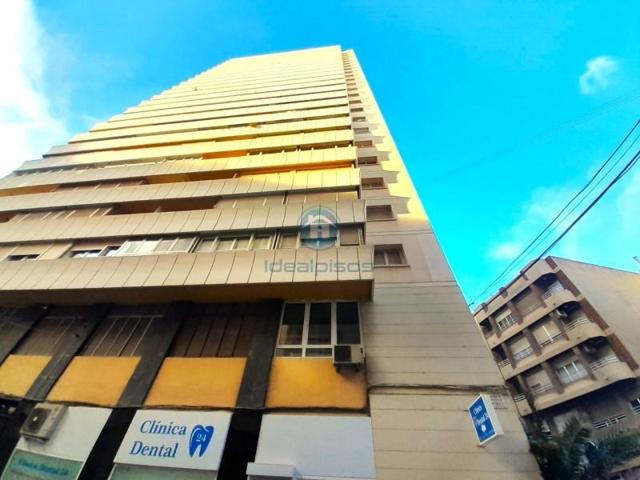 Oficina en alquiler en Alicante, Campoamor photo 0