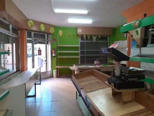 Local comercial en alquiler en Valladolid, Delicias photo 0
