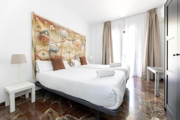 Habitación en alquiler en Granada, Paseo del Salón, 18009 photo 0