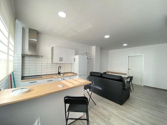 Piso en alquiler en Badajoz, Pardaleras photo 0