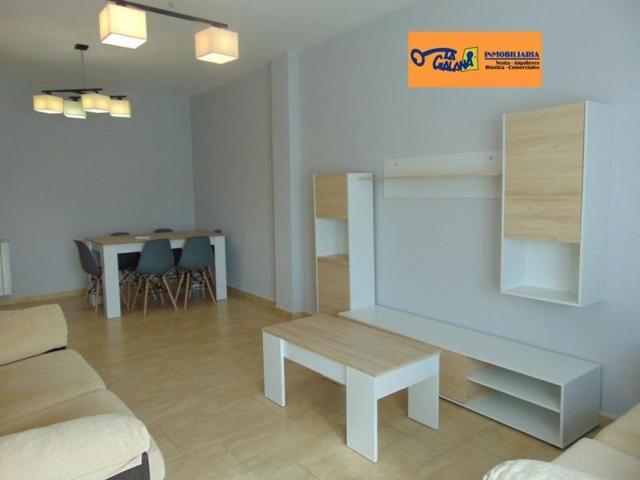 Aticos en alquiler en Valdepeñas, Buena photo 0