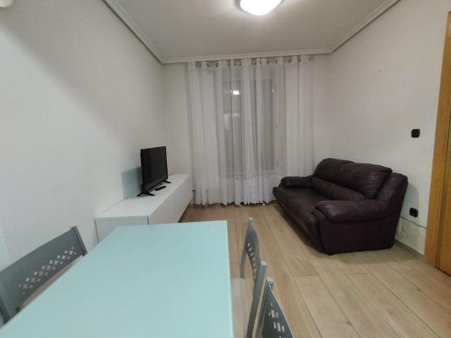 Piso en alquiler en Valladolid, Circular photo 0