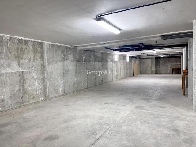 Local comercial en alquiler en Lleida, BORDETA photo 0