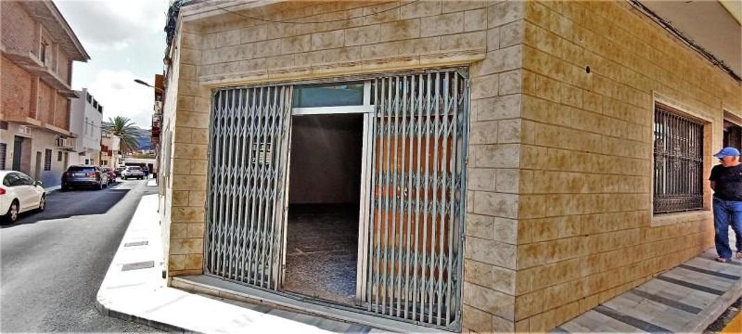 Local comercial en alquiler en Olula del Río, Olula del Río photo 0