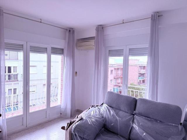 Piso en alquiler en Granada, Zaidín photo 0